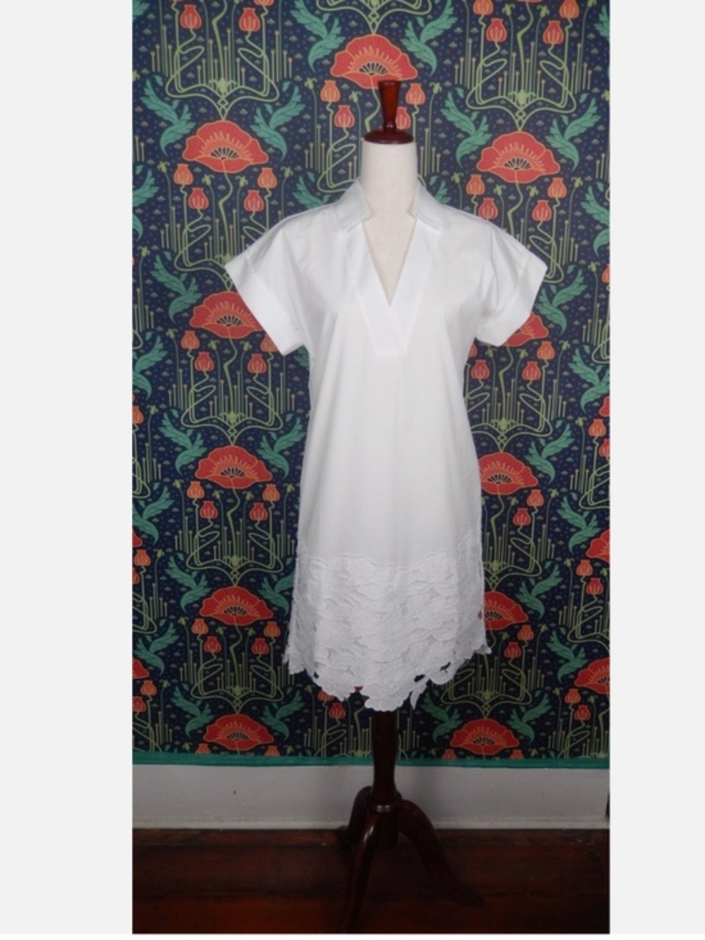 Pearl Lela Rose White V-Neck Cotton Poplin Shift Embroidered Dress XS